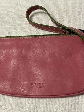 Fossil Pink Leather Wristlet with Green Trim